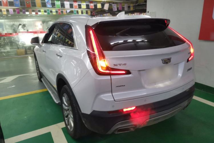 Used Cadillac XT4 2018 28T Four-Wheel Drive Leading Model
