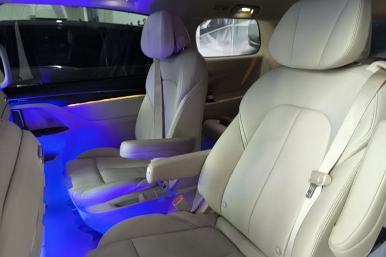 Used Buick GL8 2023 ES Lu Zun Deluxe Model