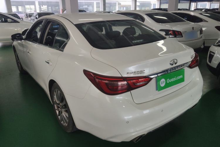 Used Infiniti Q50L 2018 2.0T Enjoyment Version China VI Standard Rear Left 45 Deg