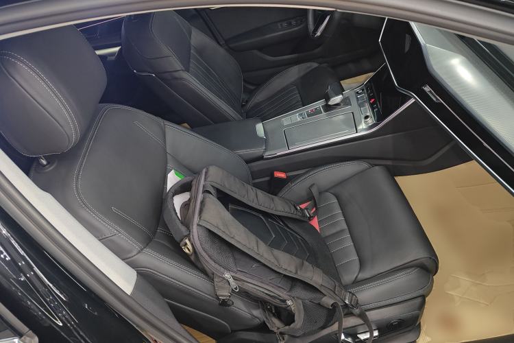 Used Audi A6L 2023 40 TFSI Luxury Dynamic Model
