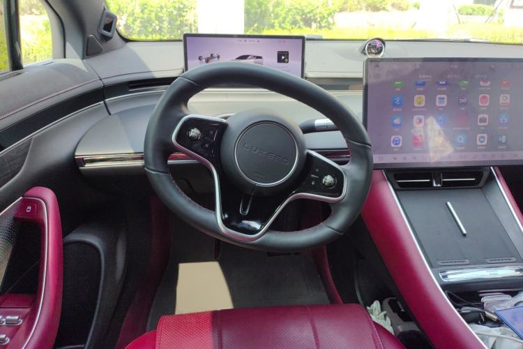 Used Hima Luxeed S7 2024 Max Rear-Drive Long-Range Intelligent Driving Version Steering Wheel