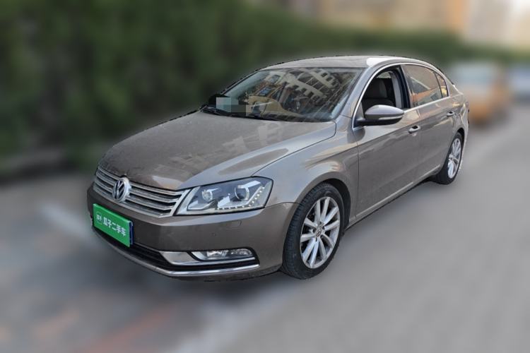 Used Volkswagen Magotan 2012 Facelift 2.0 TSI Prestige Model