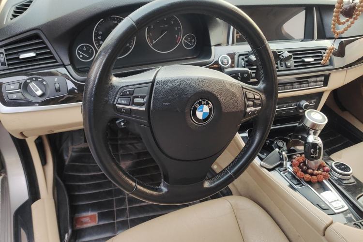 Used BMW 5 Series 2013 525Li Leading Model