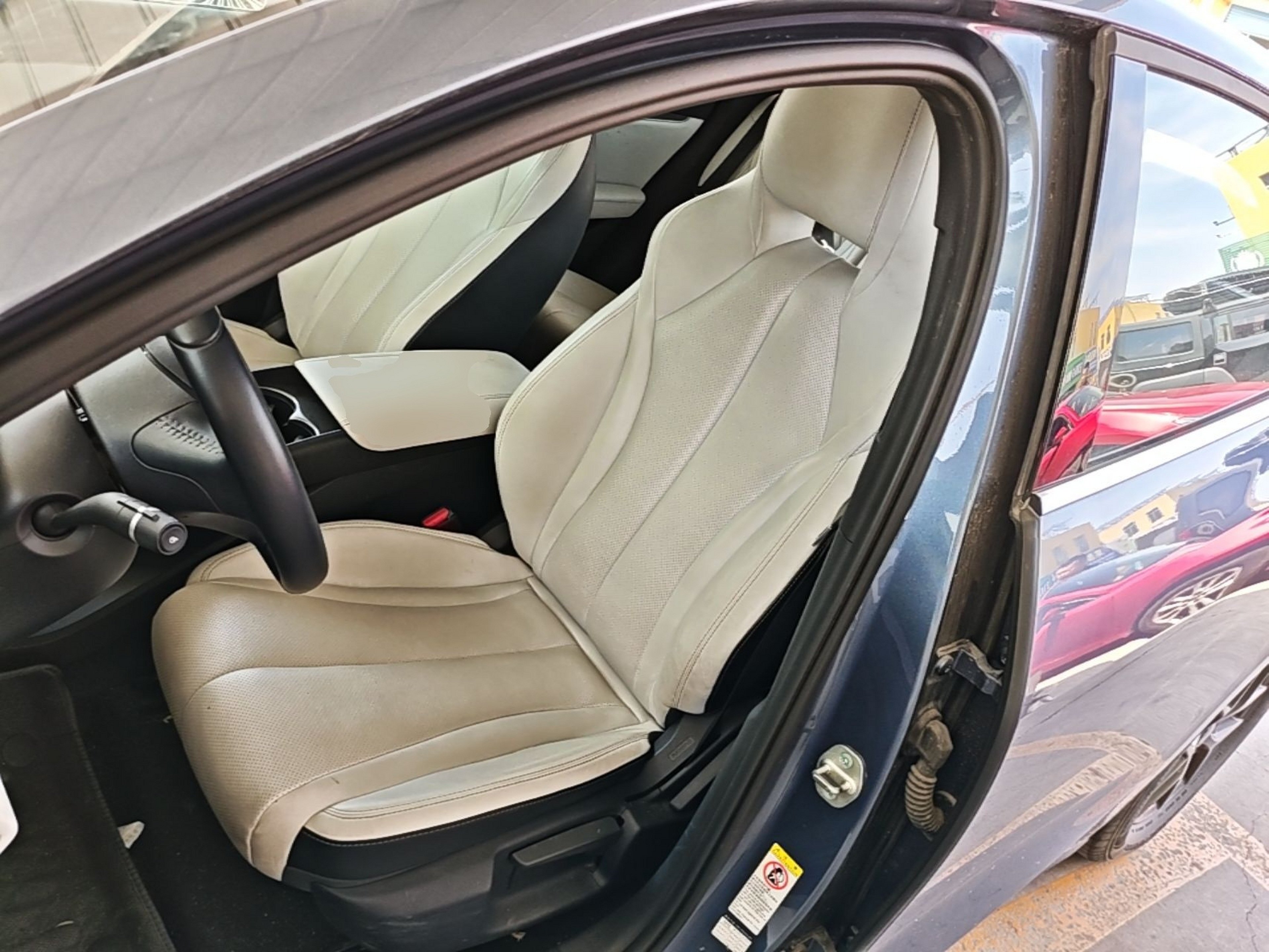 Avant de la voiture