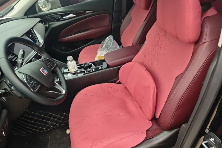 Used Buick Regal 2024 28T Luxury Edition Left Front Seat