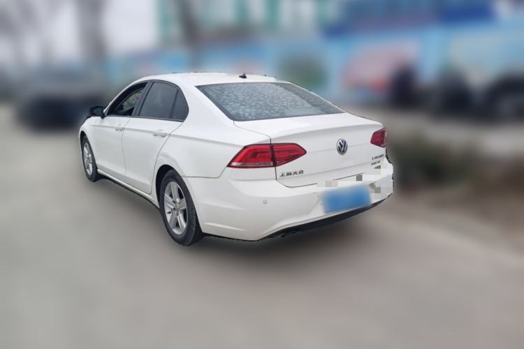 Used Volkswagen Lamando 2015 230TSI DSG Fashion Edition
