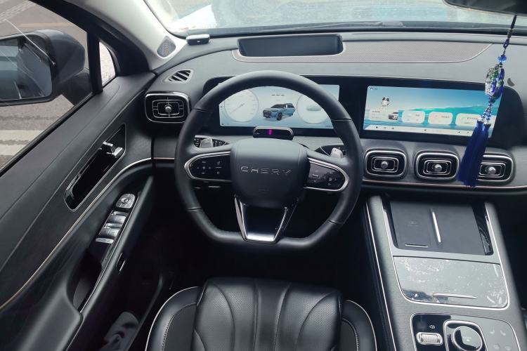 Used Chery Tiggo 9 2023 2.0T Dual-Clutch Two-Wheel Drive Prestige Version 5 Seats