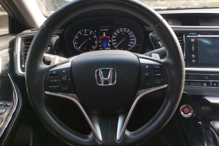 Used Honda Spirior 2015 2.0L Collector's Edition
