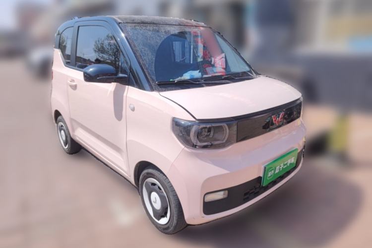 Used Wuling Hongguang MINIEV 2021 Macaron Sandwich Model 170 km Lithium Ternary Front Right 45 Deg