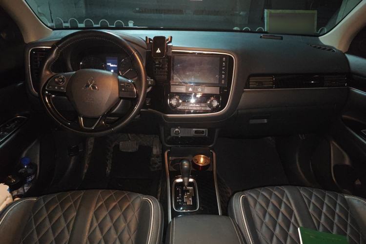 Used Mitsubishi Outlander 2021 Revised Version 2.0L Two-Wheel Drive Enjoyment Edition 5 Seats
