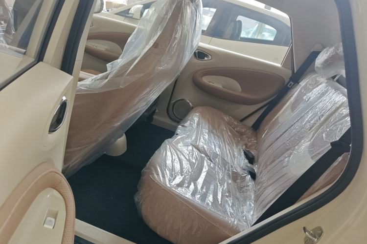 Used Wuling Bingo 2025 333 km Enjoyment Version Left Rear Seat