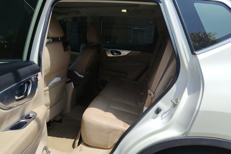 Used Nissan X-Trail 2014 2.0L CVT Comfort Edition 2WD