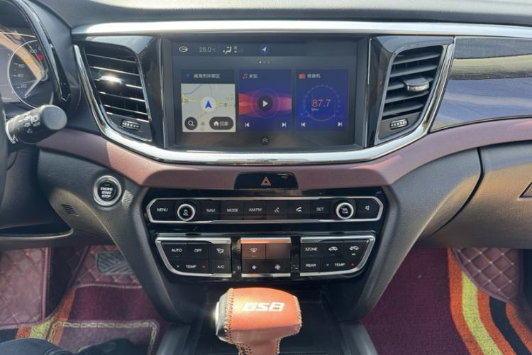 Used GAC Trumpchi GS8 2017 320T Four-Wheel Drive Luxury Smart Connectivity Version (7 Seats) Interior 4