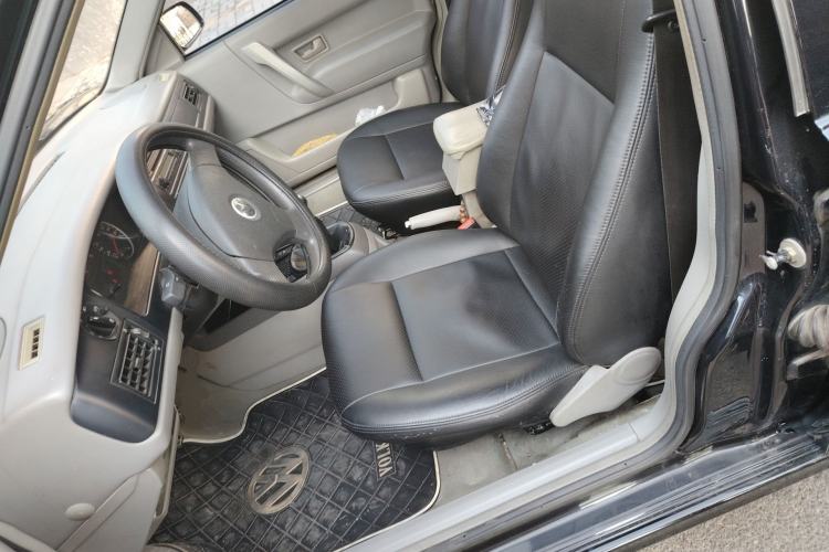 Used Volkswagen Santana Vista 2008 1.8L Manual Comfort Edition