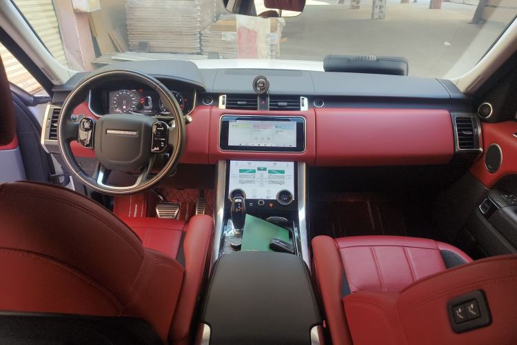 Used Land Rover Range Rover Sport 2019 3.0 L6 HSE DYNAMIC
