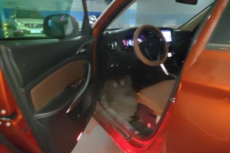 Used BYD Song 2016 GaiShi Edition 1.5TI Manual Elite Model
