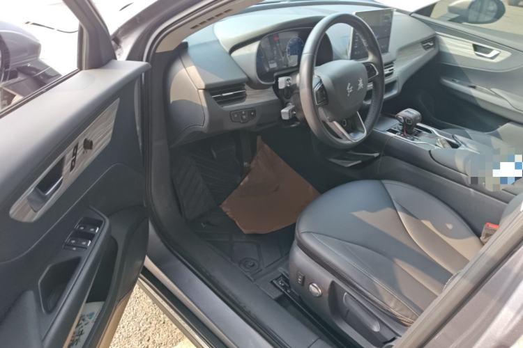 Used Hongqi E-QM5 2023 560km PLUS Driver Seat