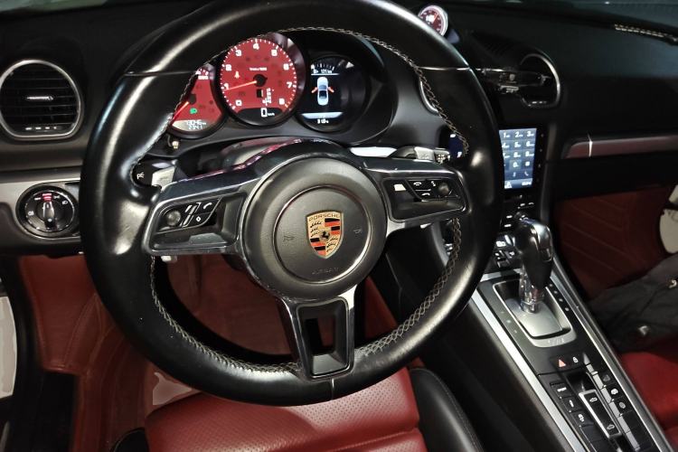 Used Porsche 718 2018 Boxster 2.0T
