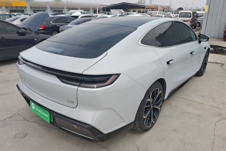 Used Geely Galaxy E8 2025 700 km Long-Range Intelligent Driving Version Rear Right 45 Deg