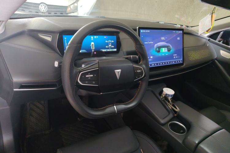 Used Deepal SL03 2022 1.5L 1200 Extended-Range Version Center Console