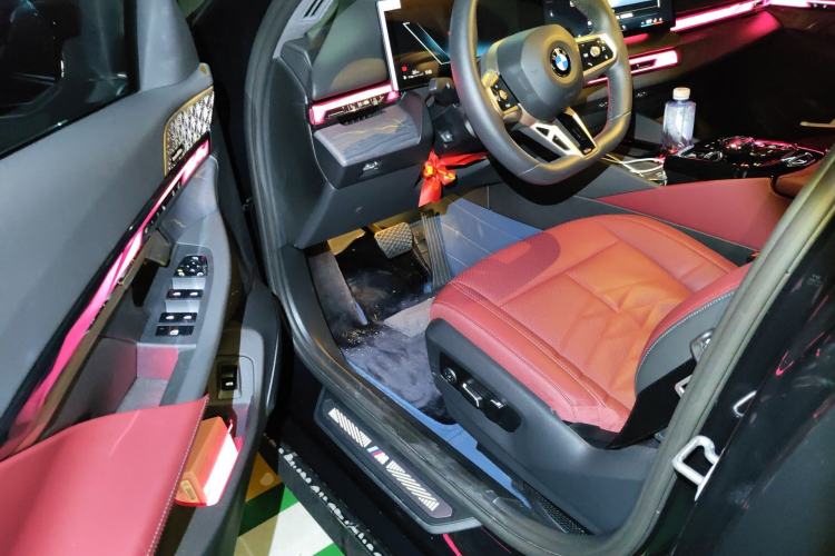 Used BMW 5 Series 2024 530Li Luxury Edition M Sport Package