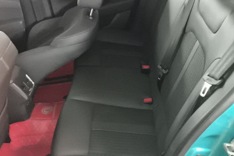 Used Dongfeng Aeolus Yixuan 2020 230T Automatic Advanced Edition Left Rear Seat