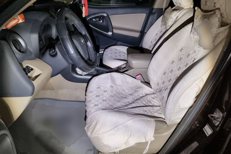 Used Toyota RAV4 2011 2.0L Automatic Luxury Edition