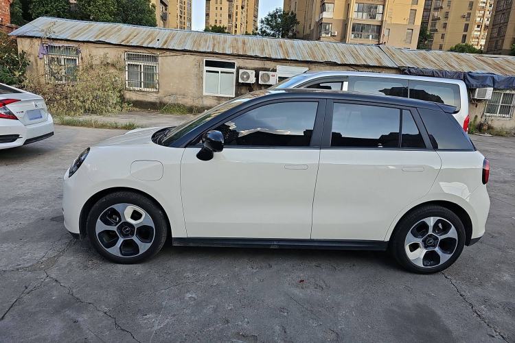 Used JAC Yiwei 3 2023 505km Pro