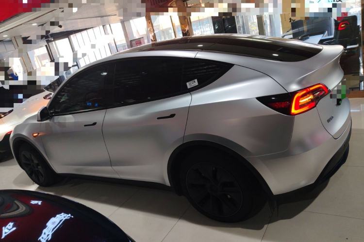 Used Tesla Model Y 2024 Rear-Wheel-Drive Version
