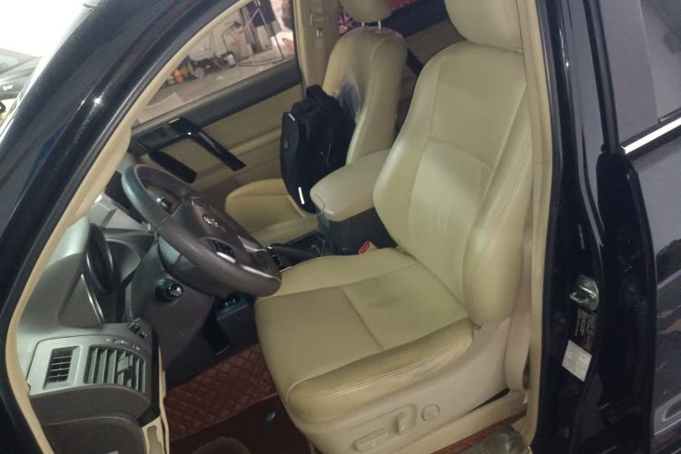 Used Toyota Prado 2015 4.0L Automatic U.S.-Spec Version
