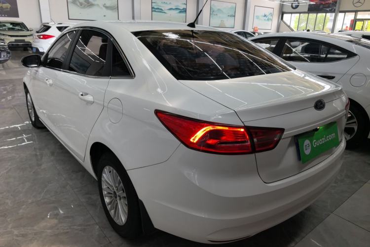 Used Ford Escort 2015 1.5L Automatic Comfort Edition Rear Left 45 Deg