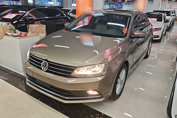 Used Volkswagen Sagitar 2015 1.6L Automatic Comfort Model