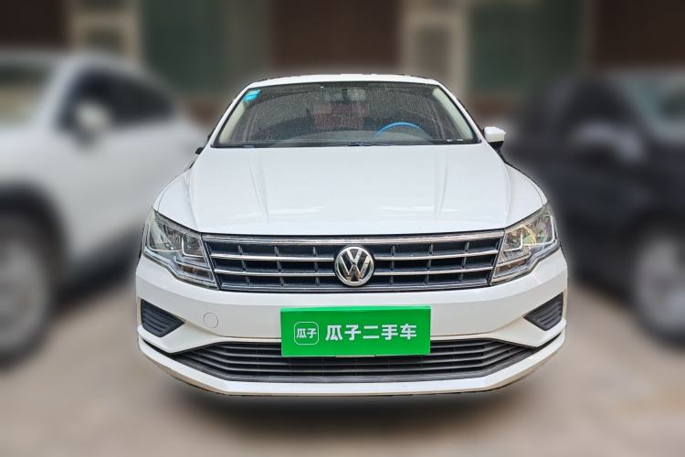 Used Volkswagen Jetta 2017 1.4L Manual Fashion Edition Front