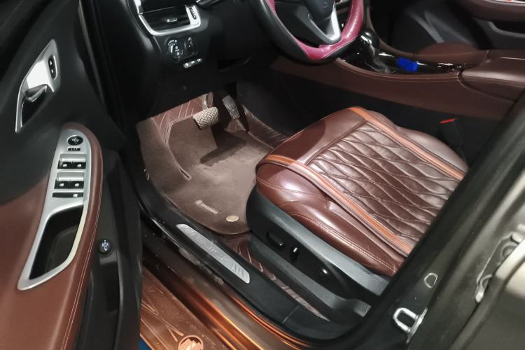 Used Buick Envision 2018 28T Four-Wheel Drive Luxury Model
