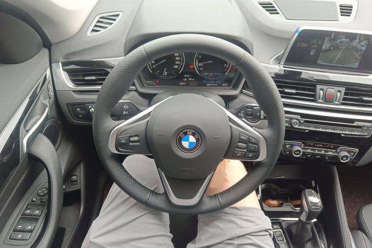 Used BMW X1 New Energy 2018 xDrive25Le Luxury Model Steering Wheel