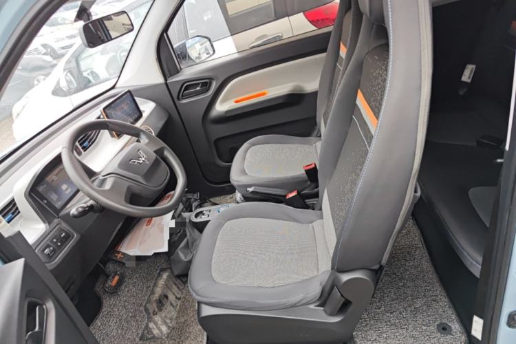 Used Wuling Hongguang MINIEV 2020 Enjoyment Model Lithium Iron Phosphate Left Front Seat