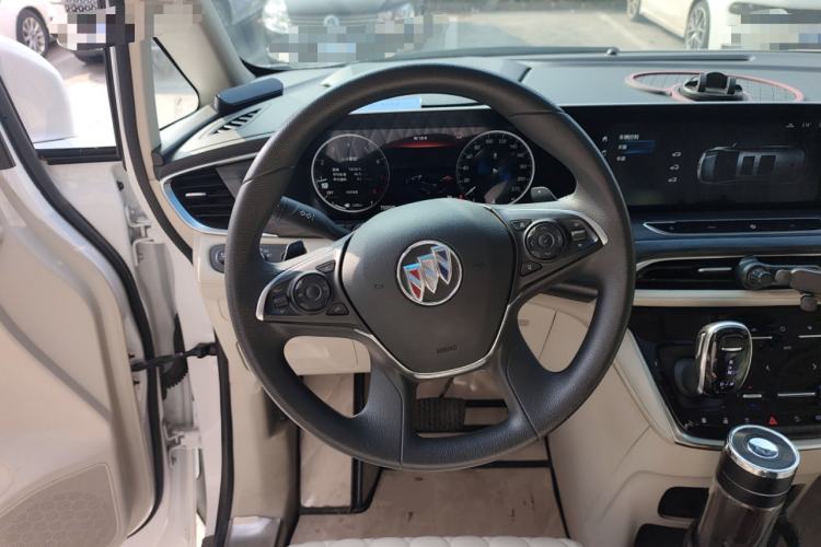 Used Buick GL8 2022 ES Landtrek 653T Comfort Edition