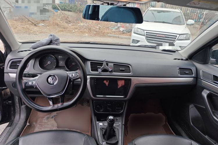 Used Volkswagen Lavida 2017 1.6L Manual Comfort Edition