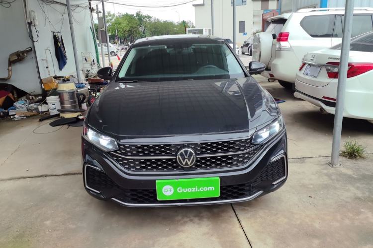 Used Volkswagen Passat 2025 Outstanding Model 380TSI Starry Dragon Edition Front