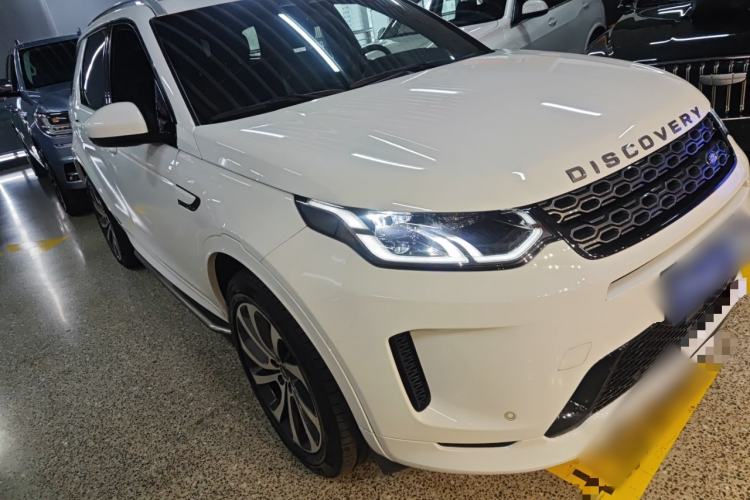 Used Land Rover Discovery Sport 2023 249 PS R-Dynamic S Performance Edition Front Right 45 Deg