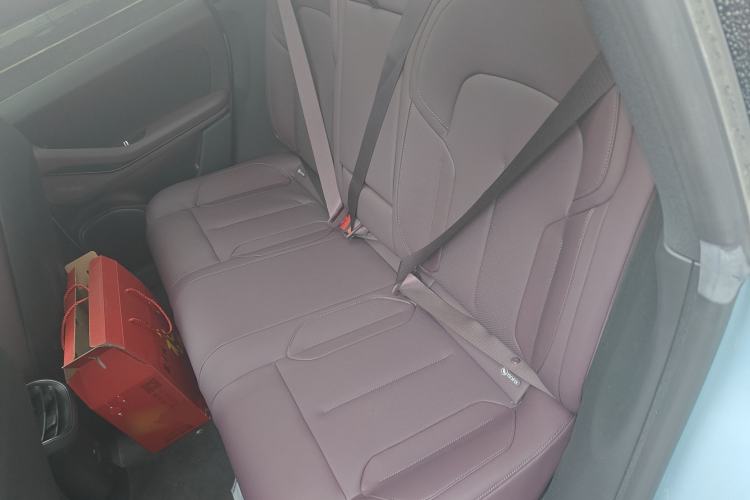 Used Nio ET5T 2023 75 kWh Touring Left Rear Seat