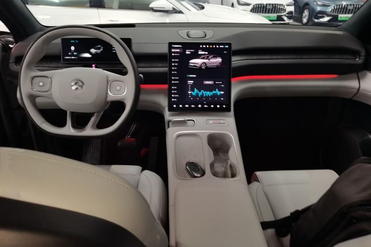 Used Nio ES6 2024 75 kWh
