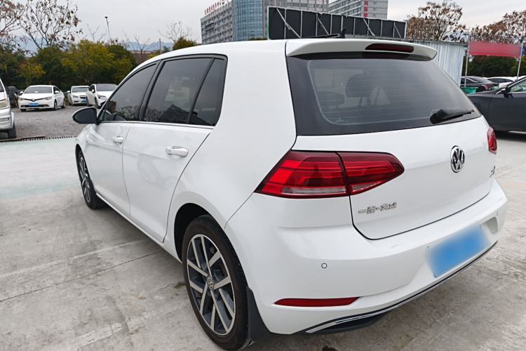 Used Volkswagen Golf 2020 200TSI DSG Comfortable and Ambitious Edition
