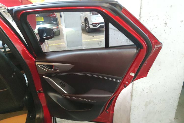 Used Mazda CX-4 2016 2.0L Automatic 2WD Blue Sky Luxury Edition
