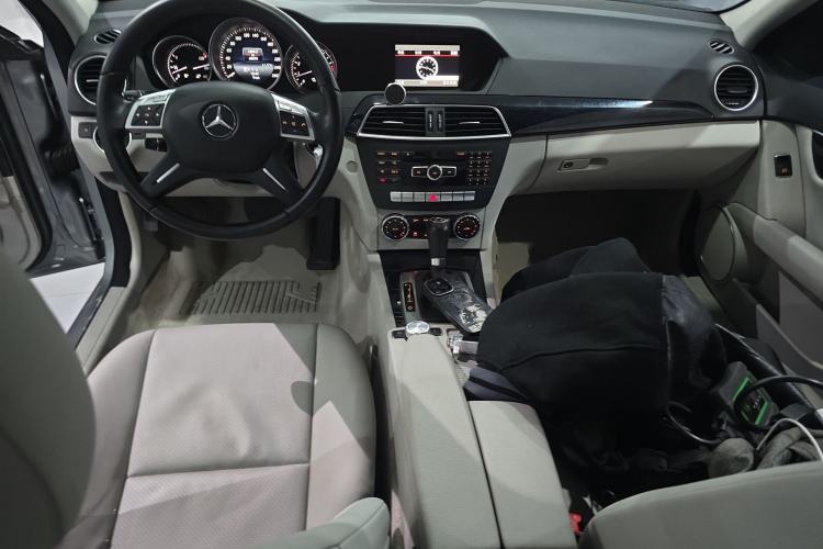 Used Mercedes-Benz C-Class 2013 C 180 Classic Grand Edition
