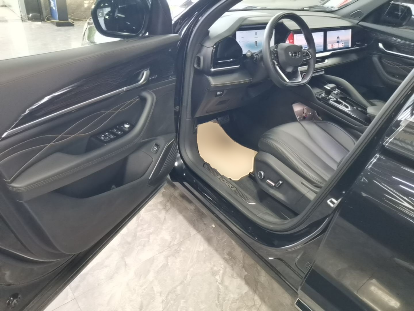 Geely Auto Monjaro L 2024 2.0TD DCT EVO Two-Wheel Drive Long-Range Version — снимка 18