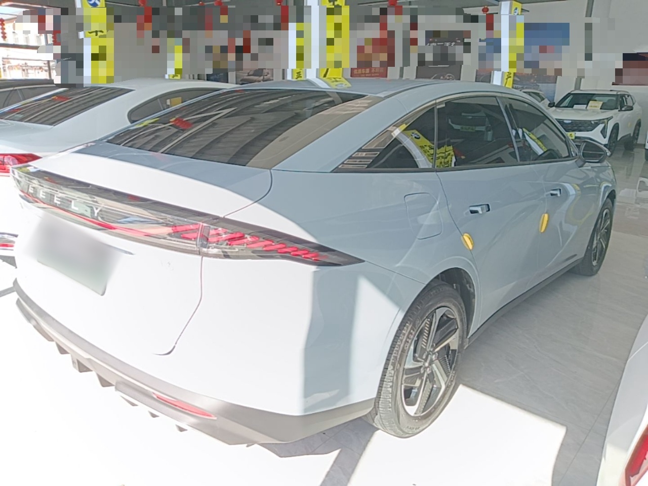 Geely Galaxy L6 2024 125km PLUS Dragon Edition — снимка 6