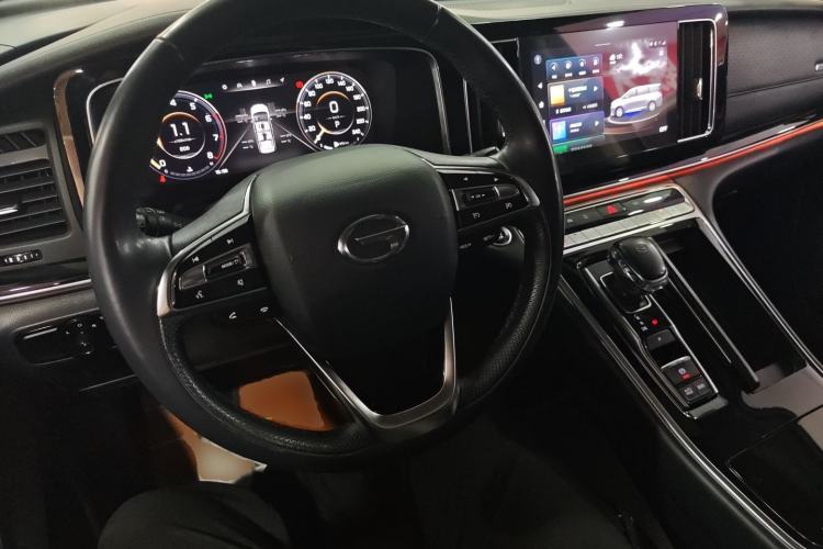 Used GAC Trumpchi M8 2021 Lingxiu Series 390T Ultimate Edition Center Console