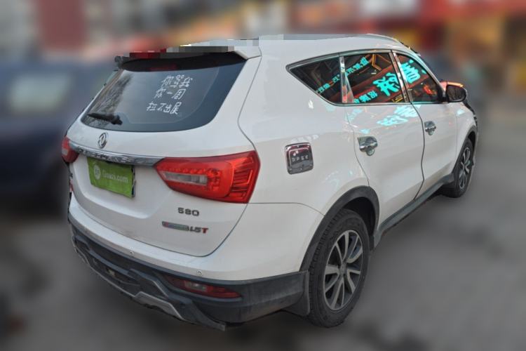 Used Dongfeng Fengon 580 2016 1.5T Manual Luxury Edition
