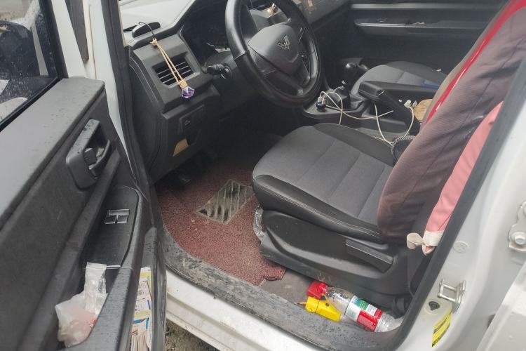 Used Wuling Hongguang PLUS 2020 1.5L Manual Standard Edition 5 Seats Driver Seat